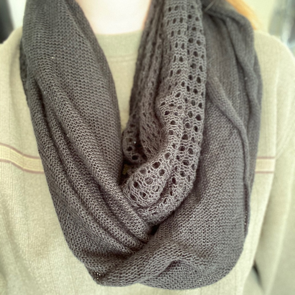 5/$20 Black scarf